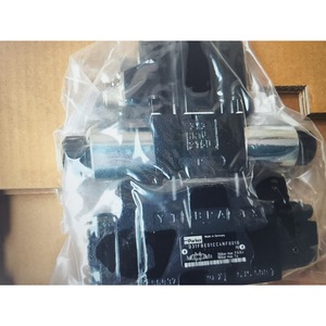 วาล์วควบคุมทิศทางแบบสัดส่วน Parker รุ่น 031FBE01CC1NF0010 วาล์วไฮดรอลิกเหล็กกล้าคาร์บอน - Product Image 1
