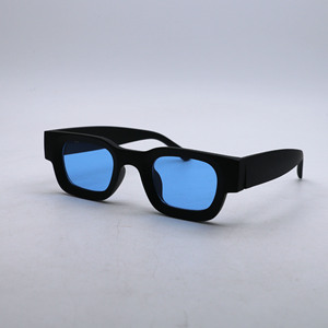 Lmamba 2288 Hot Selling Custom New Square Plastic Gradient Orange <b>Blue</b> Shade Retro Trend Thick <b>Sunglasses</b> 2024 High Quality - Product Image 1