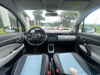 Подержанный электромобиль Leapmotor T03 2023 года, комплектация 200 Light Enjoy Edition, хэтчбек, левый руль, 54 л.с., запас хода 200 км по городу, отличное состояние