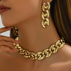 Collana a catena in lega placcata oro 18K con motivo geometrico stile cubano elegante alla moda - Product Image 1