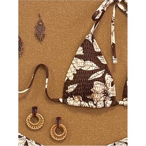 Conjunto de Bikini Floral Boho para Mujer, 2 Piezas, Halter con Tiras Ajustables, Traje de Baño Elástico con Estampado Digital, Spandex y Poliéster - Product Image 4