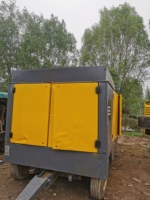 Moteur Atlas Copco XAVS 900 CAT de seconde main compresseur d'air jaune à vis diesel portable modèle 2011 14 bars