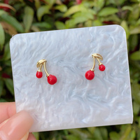 1 paire de clous d'oreilles mignons en cuivre cerise plaqué or 18 carats de style moderne