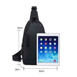 Sac bandoulière de poitrine imperméable pour homme, décontracté, sportif, de voyage, avec port USB - Product Image 5