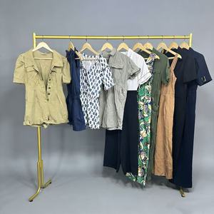 Vêtements d'<span class=keywords><strong>occasion</strong></span> de premier choix : Combinaisons et salopettes tendance pour femmes, vêtements de seconde main - Product Image 1
