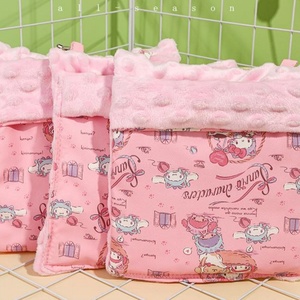 Cama Colgante para Mascotas Honeybag, Tipo Nido de Ratón, de Terciopelo Cálido, Anti-Mordidas, de Algodón, para Invierno y Verano, con Diseño de Ramas de Flores y Pino - Product Image 5