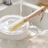 Brosse de nettoyage en gros à long manche en bois, poils en nylon flexibles, pour bouteilles d'eau et biberons