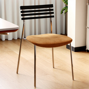Silla de Comedor Apilable de Hierro de Estilo Retro Simple y de Lujo Ligero con Tapicería de Franela, Diseño Nórdico para el Hogar - Product Image 4