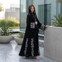 Robe Abaya Modeste et Respirante Perlée Grande Taille pour Femme Musulmane, Idéale pour l'Aïd, les Mariages et le Quotidien, avec Doublure et Hijab