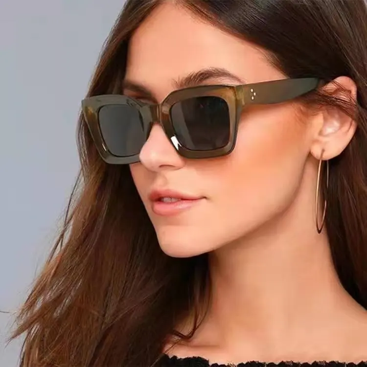 New Fashion Women Luxury Square Sunglasses Ladies Vintage Oversized Sun Glasses Female Big Frame Uv400 Black Shades