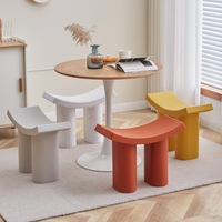 Tabouret Ottoman Confortable en Plastique Dumbo pour Salon, Chambre, Entrée – Banc d'Appoint Moderne Minimaliste à Panneaux Courbes