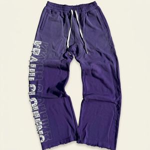 Conjuntos de Sudadera con Capucha y Pantalones de Chándal para Hombre, Personalizados al por Mayor, de Algodón Grueso con Forro Polar, Lavado Ácido, Estilo Vintage, con Pedrería y Efecto Desgastado por el Sol, de Pierna Acampanada - Product Image 3