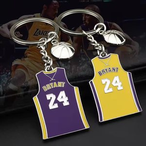 Porte-clés en alliage de zinc, <span class=keywords><strong>maillot</strong></span> de basket NBA, mini uniforme sportif plaqué, accessoires de voiture pour les amateurs de basket - Product Image 1