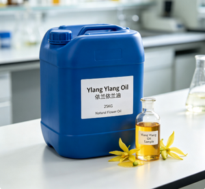 Huile Essentielle d'<span class=keywords><strong>Ylang</strong></span>-<span class=keywords><strong>Ylang</strong></span> 100% Pure, Naturelle et Biologique en Gros, CAS 8006-81-3, Aromathérapie, Prix Abordable, Vente en Vrac, Arôme Cosmétique - Product Image 1