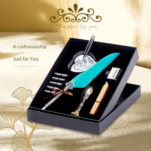 Stylo <span class=keywords><strong>plume</strong></span> antique personnalisé avec logo, support en forme <span class=keywords><strong>de</strong></span> cœur, sceau à cire auto-encreur, pour Noël et mariage, vente en gros - Product Image 1