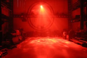 DJ Party Stage Light Party Iluminación colorida Efecto de haz Sonido DMX Control remoto Wedding Club Disco Show Bar - Product Image 5