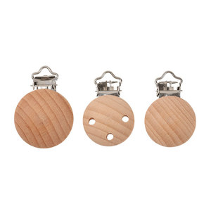 Clip para chupete redondo de madera natural de haya con cierre de clip para bebés y niños pequeños de 0 a 12 meses - Product Image 5