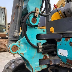รถขุดขนาดเล็ก Kubota U35 มือสอง น้ำหนัก 3 ตัน พร้อมห้องโดยสารและอุปกรณ์ตักดิน เหมาะสำหรับงานจัดสวนและตกแต่งภูมิทัศน์ ญี่ปุ่นให้บริการสปา - Product Image 5