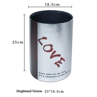 JOYWOOD Ensemble de seaux à fleurs cylindriques pour la Saint-Valentin, 2 boîtes cadeaux en carton, matériaux recyclés imperméables, finition mate florale