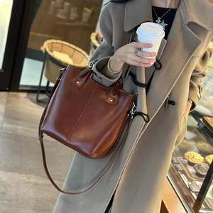 批发产品广州真皮防水手提包奢华女包 - Product Image 2