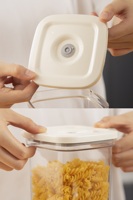Réservoir de stockage sous vide de qualité alimentaire pour la cuisine Couvercle de pot de grains de café en silicone Préservation de la fraîcheur Scellé sous vide pour garder la fraîcheur plus longtemps