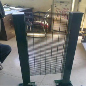 Panneaux <span class=keywords><strong>de</strong></span> clôture <span class=keywords><strong>de</strong></span> prison anti-escalade galvanisés à chaud 358, maille rigide soudée anti-coupure haute sécurité avec <span class=keywords><strong>pointes</strong></span> supérieures - Product Image 6