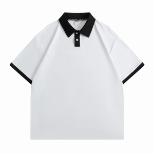 Polo en coton brodé - Personnalisation haut de gamme avec tissu respirant, conçu pour les événements d'entreprise, les uniformes d'équipe - Product Image 4