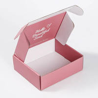 Boîte-cadeau de dessin animé mignon de prix usine avec des frontières colorées pour les anniversaires d'enfants et les fêtes d'école