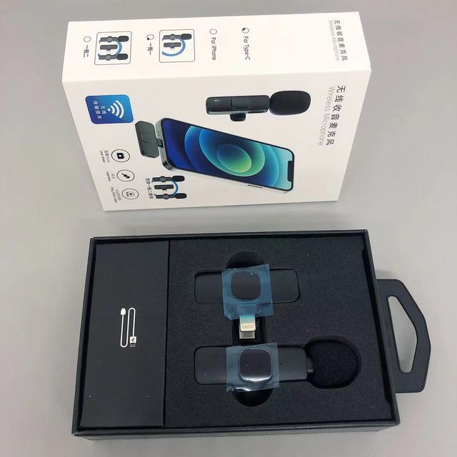 2022 New Mini Dynamic Wireless Lapel Lavalier Microphone Live Streaming Vlogging 2 Receivers Compatible Conference Microphone