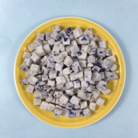 Friandises pour chiens et chats en cubes de poulet et de myrtille lyophilisés, nourriture pour animaux de compagnie pour chiens et chats de petite, moyenne et grande taille, pour l'entraînement