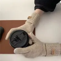 Gants tricotés d'hiver de haute qualité pour femmes, à doigts manquants, pour usage quotidien en extérieur, compatibles écran tactile, coupe-vent et chauds, vente en gros
