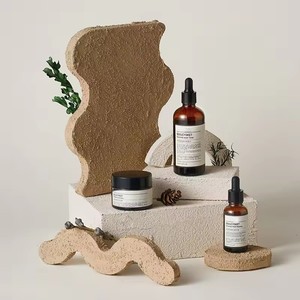 Oggetto Geometrico in Pietra Bianca Testurizzata, Piccoli Ornamenti Ecologici e Durevoli, Accessori per Cosmetici, Still Life e Photo Booth - Product Image 5