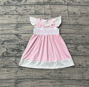Vestido transpirable de verano para niña, modelo GSD3153, con estampado de rayas rosas, estilo bata de hermana mayor, manga volante, largo hasta la rodilla, venta al por mayor. - Product Image 1