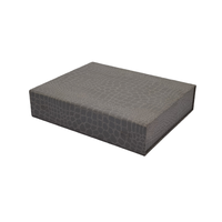 Boîte d'emballage pliable en carton rigide de luxe de 2 mm, fermeture magnétique élégante, doublure en velours, matériaux recyclés