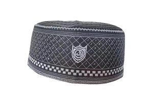 Nouveau design personnalisé de logo brodé <span class=keywords><strong>Bonnet</strong></span> chaud d'hiver en <span class=keywords><strong>coton</strong></span> de couleur olive pour hommes et femmes - Product Image 4