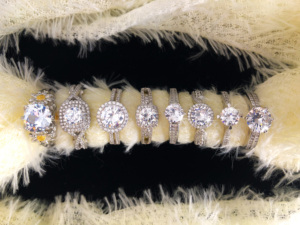 Joyería clásica <span class=keywords><strong>de</strong></span> boda, <span class=keywords><strong>anillo</strong></span> <span class=keywords><strong>de</strong></span> <span class=keywords><strong>promesa</strong></span> <span class=keywords><strong>de</strong></span> Zirconia cúbica redonda brillante para mujer, <span class=keywords><strong>anillo</strong></span> <span class=keywords><strong>de</strong></span> compromiso <span class=keywords><strong>de</strong></span> novia, <span class=keywords><strong>anillo</strong></span> <span class=keywords><strong>de</strong></span> pareja <span class=keywords><strong>de</strong></span> <span class=keywords><strong>matrimonio</strong></span> - Product Image 3