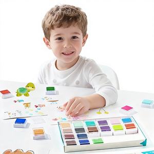 Set di Giocattoli per Dipingere con le Dita per Bambini, 12 Colori, Album con Carte per Pittura a Puntini, Versione Inglese - Product Image 2