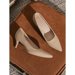 Sandalias de verano de nuevo estilo para mujer con tiras de hebilla de una pieza, tacones altos, lazo y detalles de perlas - Product Image 6