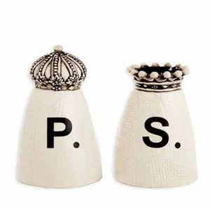 Tarro de especias de cerámica personalizado, conjunto de coctelera de sal y pimienta, recuerdo de boda, corona
