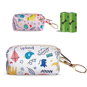 Porte-sacs à crottes <span class=keywords><strong>de</strong></span> <span class=keywords><strong>chien</strong></span> portable <span class=keywords><strong>de</strong></span> luxe écologique en polyester avec distributeur et sacs réutilisables pour petits chiens - Product Image 1