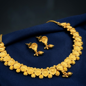 Collares Cortos Chapados en Oro de 14K, 18K y 24K al por Mayor, Collares de Moda, Joyería de Latón con Relleno de Oro, Collares Tradicionales - Product Image 1
