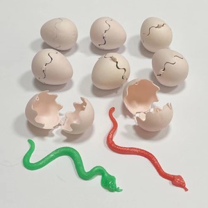 Le jouet du poisson d'avril contient un petit serpent TPR colle douce extensible petit serpent jouet pour enfants - Product Image 6