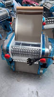 Petite machine à couper les Chin Chin / Machine à biscuits Chin Chin / Machine à découper la pâte carrée