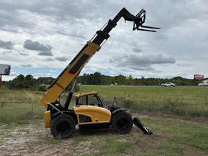 Manipulador Telescópico STH1256A <span class=keywords><strong>de</strong></span> 5.4 Toneladas para Operaciones Flexibles en Logística, Mercados Municipales y <span class=keywords><strong>de</strong></span> <span class=keywords><strong>Alquiler</strong></span> - Product Image 3