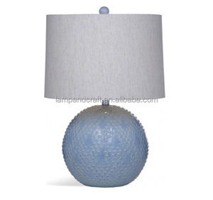 Lampe de table en céramique bleue pour la décoration de la maison, chambre à coucher, hall d'hôtel, chambre d'hôtel, salon - Product Image 1