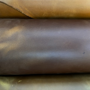 Çılgın at tahıl desen İnek cilt için özel tasarım hakiki çevre deri etekler ev dekor el sanatları kemerler çanta - Product Image 3