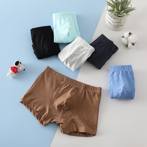 Vente <span class=keywords><strong>en</strong></span> gros de sous-vêtements pour enfants <span class=keywords><strong>en</strong></span> coton personnalisés, culottes de couleur unie, jambes courtes, taille élastique, sous-vêtements pour garçons - Product Image 2