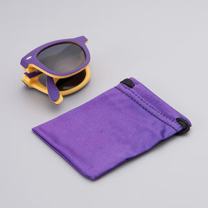 Venta al por mayor de gafas de sol portátiles compactos de dos tonos púrpura amarillo Unisex logotipo personalizado de bolsillo plegable protector Rojo/azul promocional - Product Image 6
