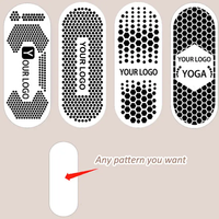 Chaussettes de Pilates personnalisées de haute qualité, avec logo brodé, motif de lettres de dessin animé, bordure à séchage rapide, pour femmes