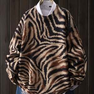 Vêtements pour femmes avec garantie de qualité Pulls épais de luxe pour femmes à la mode - Product Image 1